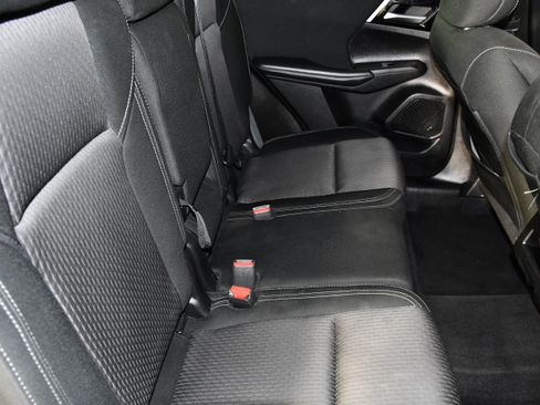 Used 2023 Mitsubishi Outlander ES AWD/4WD image 40