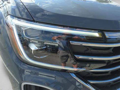 New 2026 Volkswagen Atlas SE image 44