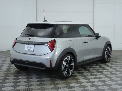 New 2026 MINI Cooper S image 5