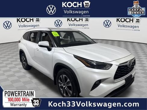 Used 2022 Toyota Highlander XLE image 1