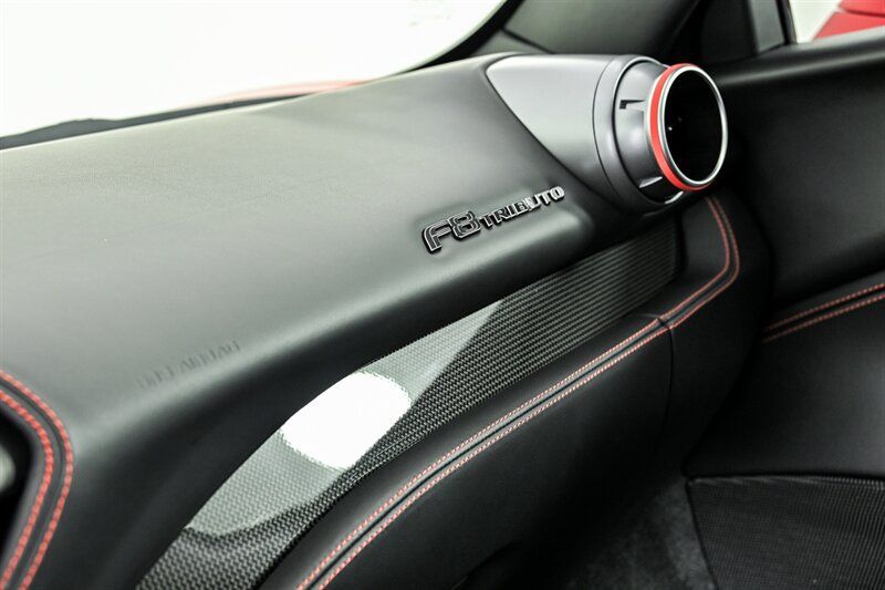 Used 2022 Ferrari F8 Tributo RWD image 35