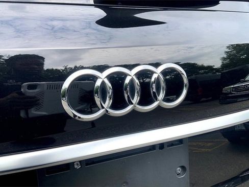 Used 2023 Audi Q7 3.0T Premium Plus image 28