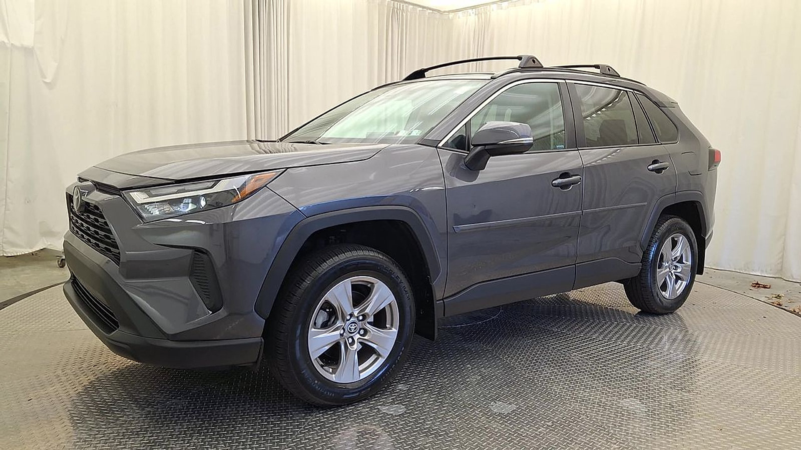Certified 2023 Toyota RAV4 XLE w/ XLE Grade Weather Package AWD/4WD image 11