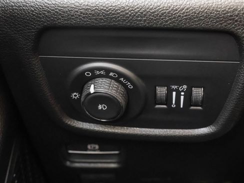 New 2025 Jeep Grand Cherokee L Limited w/ Black Appearance Package image 31