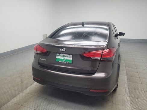 Used 2017 Kia Forte LX FWD image 7
