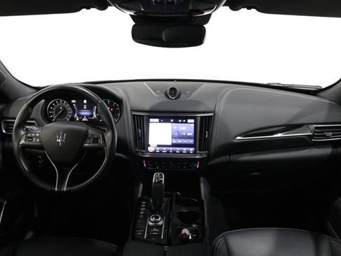 Used 2022 Maserati Levante Modena AWD/4WD image 13