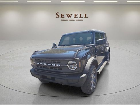 New 2025 Ford Bronco Big Bend image 1