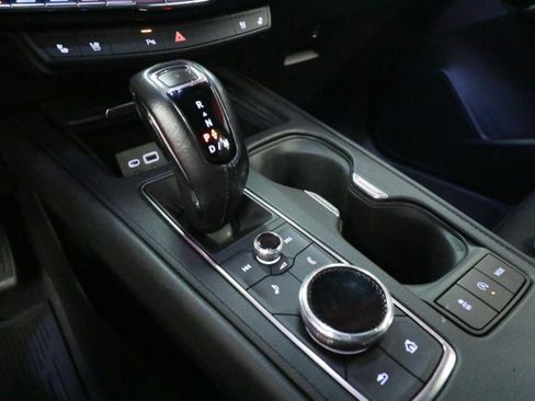 Used 2019 Cadillac XT4 Sport image 19