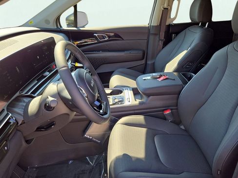 New 2026 Kia Carnival SX Prestige image 18