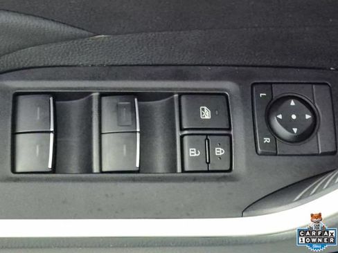 Used 2024 Toyota RAV4 XLE FWD image 16