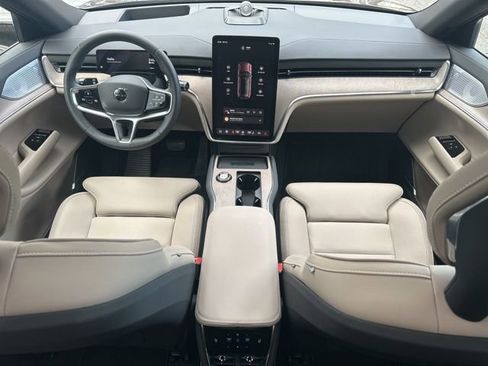 New 2025 Volvo EX90 Ultra image 6