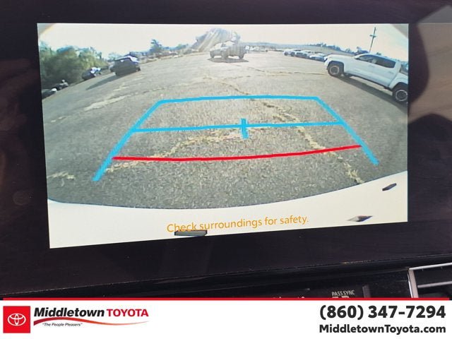 Used 2026 Toyota Sienna XLE FWD image 24