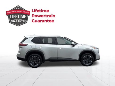 Certified 2024 Nissan Rogue SV FWD image 7