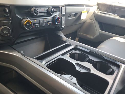 New 2026 Ford F250 XLT w/ XLT Premium Package image 20