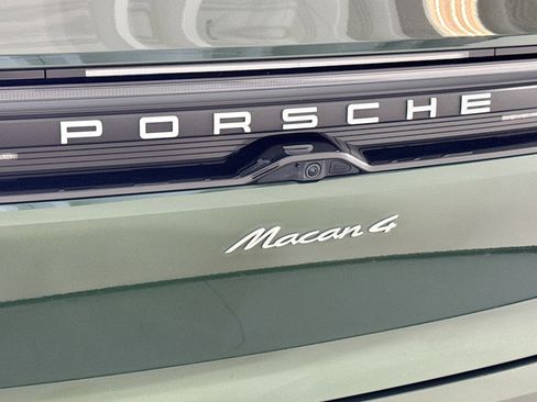 Certified 2024 Porsche Macan 4 Electric AWD/4WD image 25