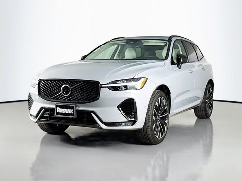 New 2026 Volvo XC60 B5 Ultra w/ Protection Package Premier AWD/4WD image 3