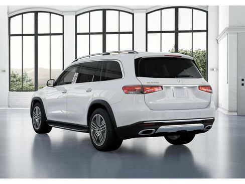 New 2026 Mercedes-Benz GLS 450 4MATIC image 28