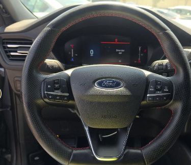 Used 2025 Ford Escape ST-Line Select AWD/4WD image 15