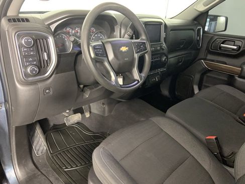 Used 2020 Chevrolet Silverado 1500 LT image 28