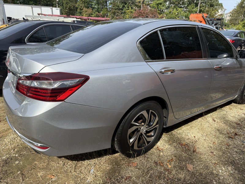 Used 2017 Honda Accord LX image 6
