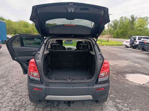 Used 2016 Chevrolet Trax LTZ w/ Midnight Edition AWD/4WD image 4