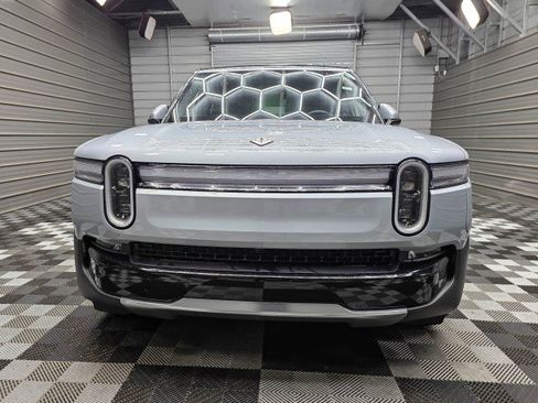 Used 2026 Rivian R1S Adventure AWD/4WD image 3