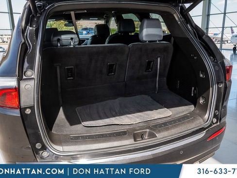 Used 2024 Buick Enclave Essence w/ Sport Touring Edition image 30