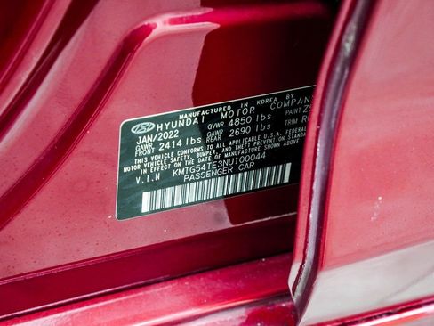 Used 2022 Genesis G70 3.3T image 47