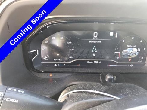 Used 2022 GMC Yukon Denali image 3