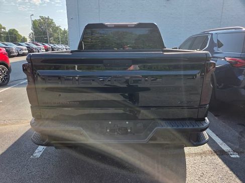 Used 2021 Chevrolet Silverado 1500 RST w/ Redline Edition AWD/4WD image 7