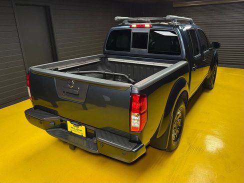 Used 2014 Nissan Frontier PRO-4X w/ Pro-4x Luxury Package image 47