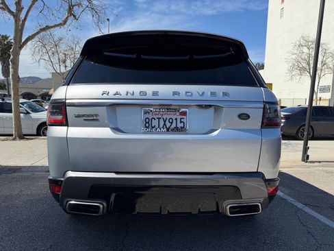 Used 2018 Land Rover Range Rover Sport HSE image 9