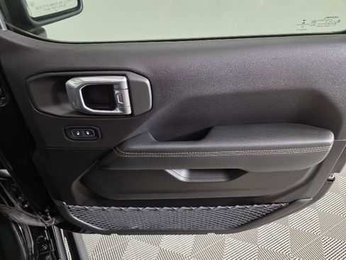 Used 2022 Jeep Wrangler Unlimited Rubicon w/ Trailer Tow Package image 24