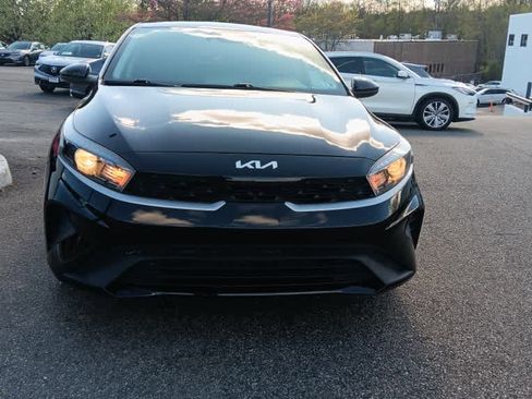 Used 2022 Kia Forte LXS FWD image 9