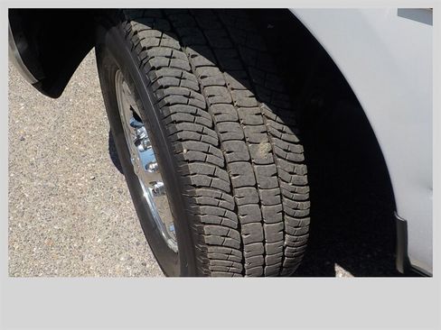 Used 2015 RAM 3500 SLT AWD/4WD image 2