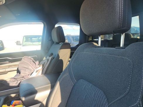 Used 2019 RAM 1500 Big Horn AWD/4WD image 7