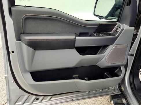 Used 2025 Ford F150 Lariat w/ Equipment Group 502A High image 10