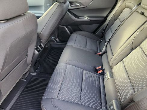 New 2026 Chevrolet Equinox LT w/ LPO, Floor Liner Package FWD image 19