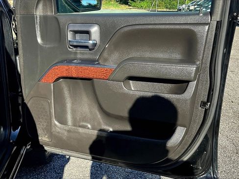 Certified 2018 GMC Sierra 1500 SLE w/ SLE Value Package image 24