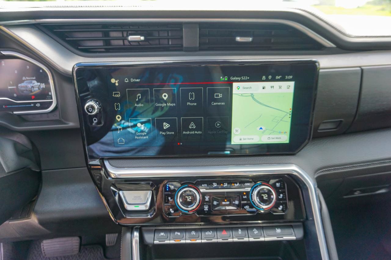 Used 2023 GMC Sierra 1500 Denali w/ Technology Package AWD/4WD image 22