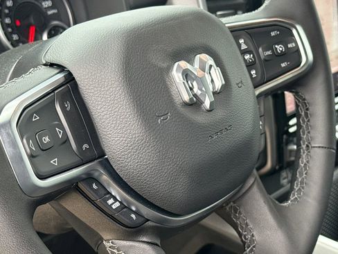 New 2026 RAM 1500 4x4 Crew Cab image 29