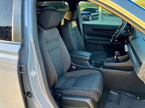 Used 2023 Honda CR-V Sport image 8