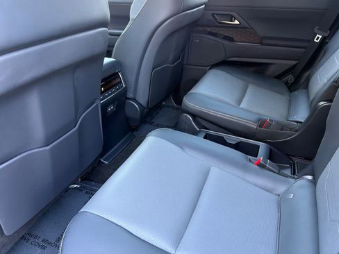Certified 2024 Lexus GX 550 w/ Accessory Package (Z1) AWD/4WD image 4