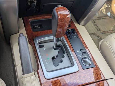 Used 2013 Toyota Land Cruiser AWD/4WD image 12