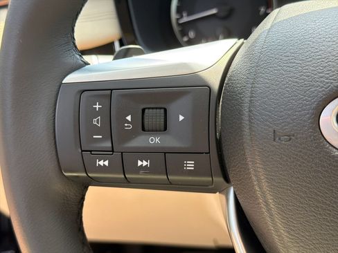 Used 2023 INFINITI QX60 Pure FWD image 25