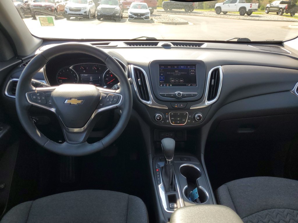 Used 2024 Chevrolet Equinox LT AWD/4WD image 24