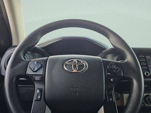Used 2023 Toyota Tacoma SR image 33