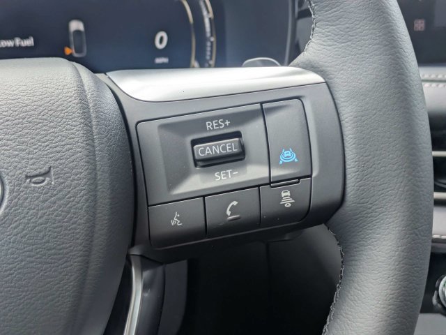 Used 2027 INFINITI QX60 Luxe w/ Cargo Package AWD/4WD image 28
