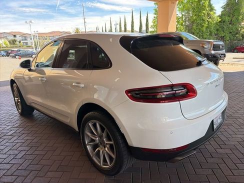 Used 2018 Porsche Macan image 10