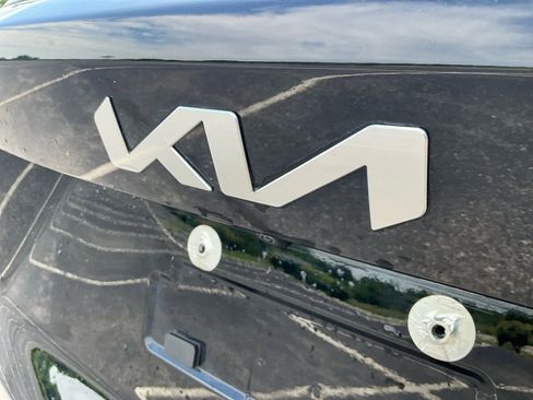 Used 2022 Kia Sorento SX FWD image 17